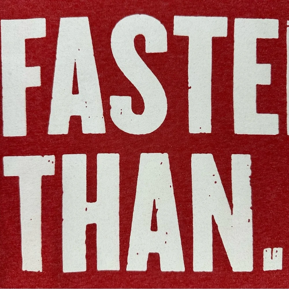 Old Navy Boy’s Red Faster Than You Graphic Short Sleeve T-Shirt Small 6-7 Casual